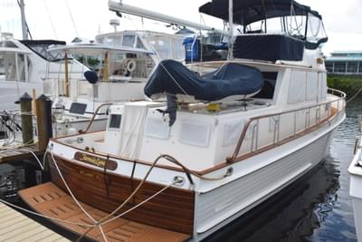 BOATZON | Grand Banks Classic 1997 BOATZON | Grand Banks Classic 1997