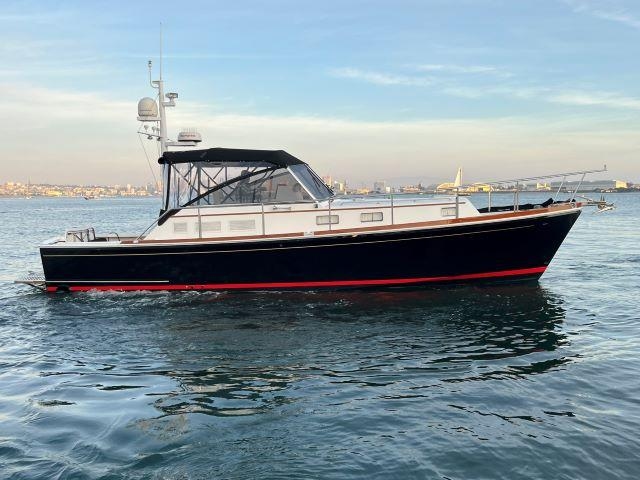 1999 Grand Banks Eastbay 38 - Sold Boat