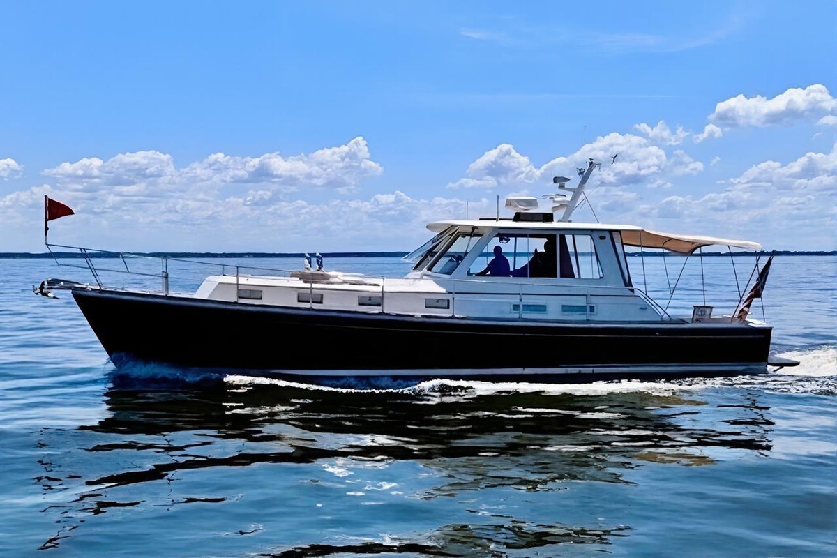 2003 Grand Banks Eastbay 43 HX - Sold Boat