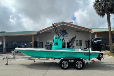 BOATZON | Gulf Coast Saber Cat 2026