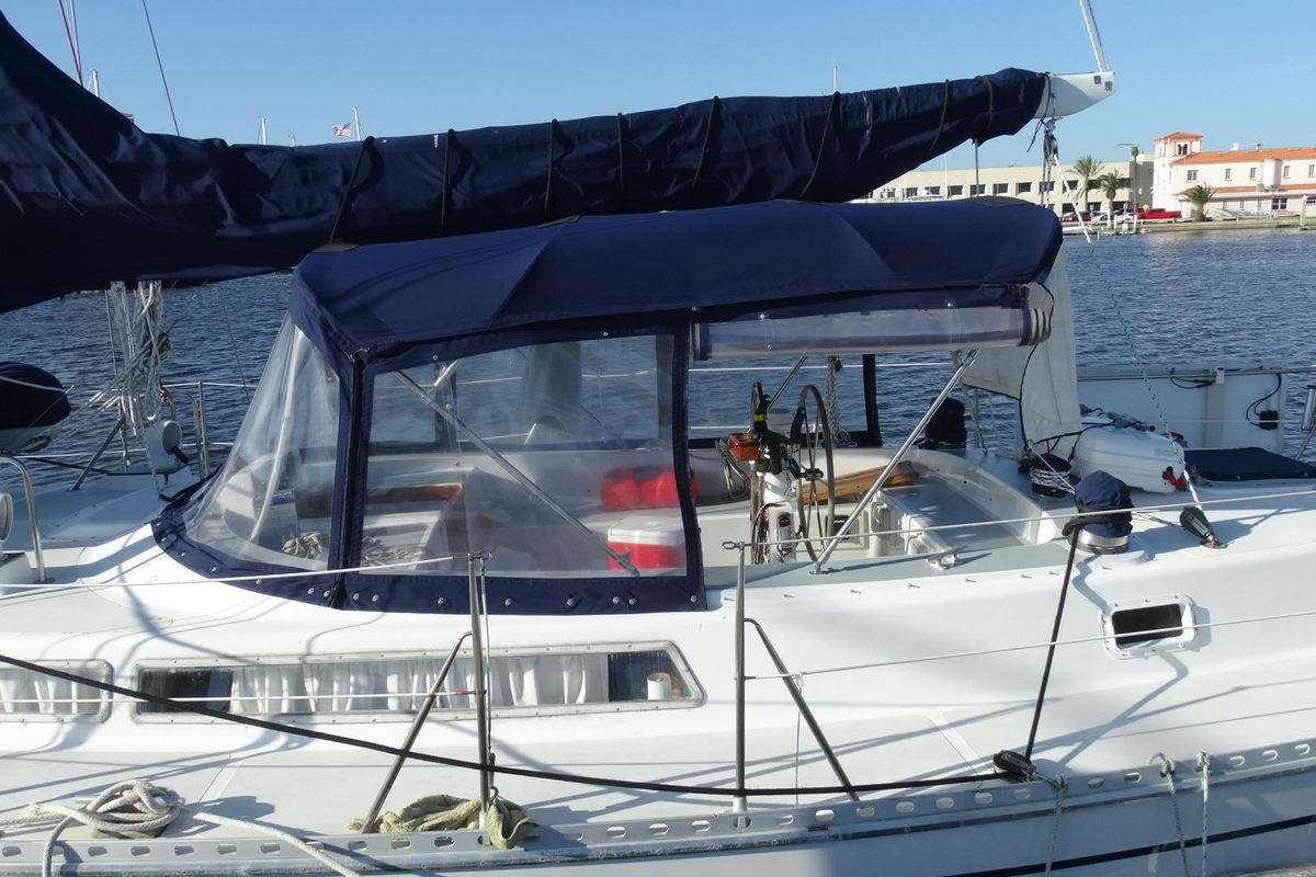 1985 Gulfstar Hirsch Center Cockpit - Sold Boat
