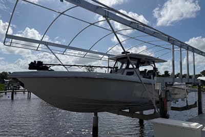 BOATZON | H:Craft H34Z Center Console 2026