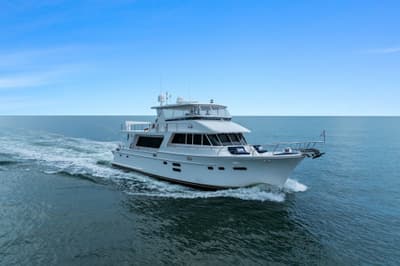 BOATZON | Hampton Endurance 2015