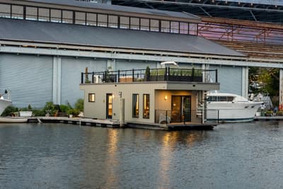 BOATZON | Hank's Houseboats Hanks 45 2026 BOATZON | Hank's Houseboats Hanks 45 2026