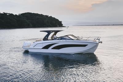 BOATZON | Hanover 347 White Black Edition 2024 BOATZON | Hanover 347 White Black Edition 2024