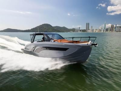 BOATZON | Hanover 447 Inboard 2025 BOATZON | Hanover 447 Inboard 2025
