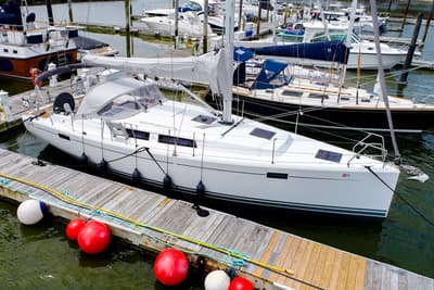 BOATZON | Hanse 385 2016