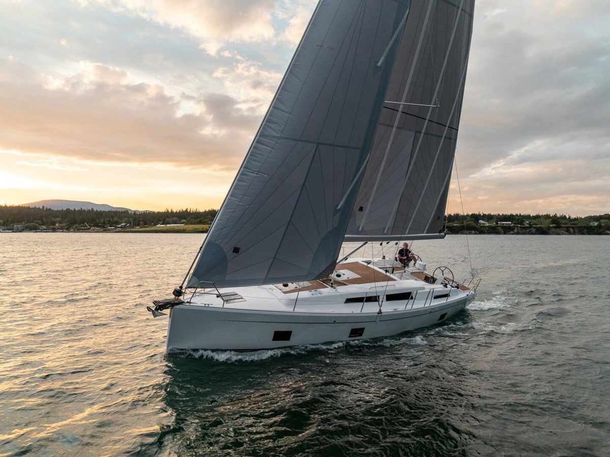 2023 Hanse 418 - Sold Boat