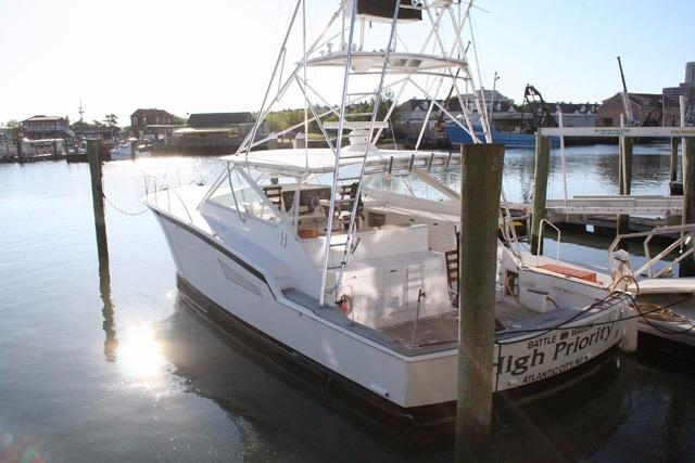 2001 Hargrave Express - Sold Boat