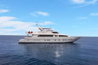 BOATZON | Hargrave Raised Pilothouse 2009