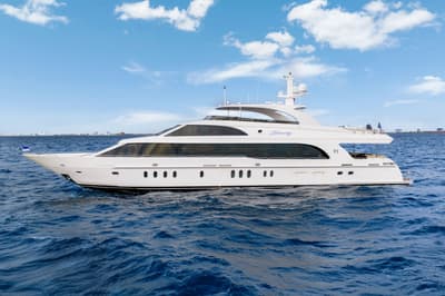 BOATZON | Hargrave Raised Pilothouse 2013