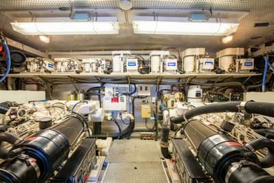 BOATZON | Hargrave Skylounge 2000