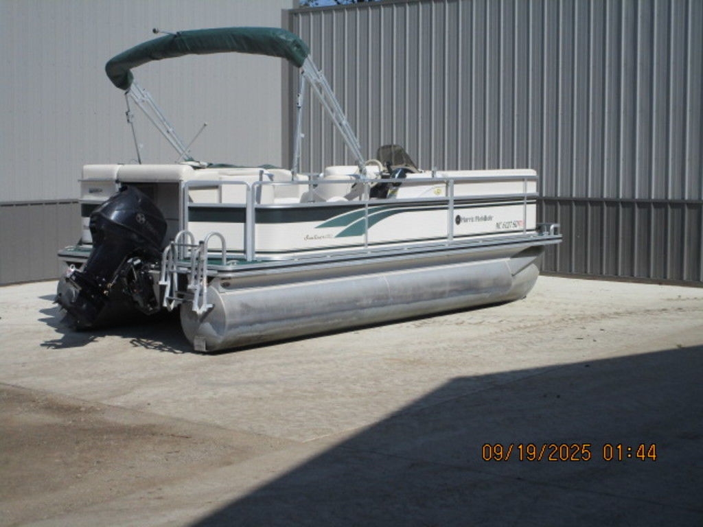 2005 HARRIS 180 SUN LINER - Sold Boat