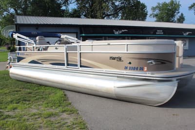BOATZON | HARRIS 220 SUNLINER 2010
