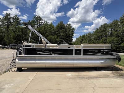BOATZON | Harris 220 Sunliner 2011
