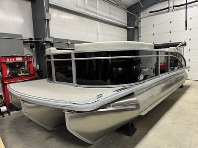 BOATZON | Harris Breeze 230 2026