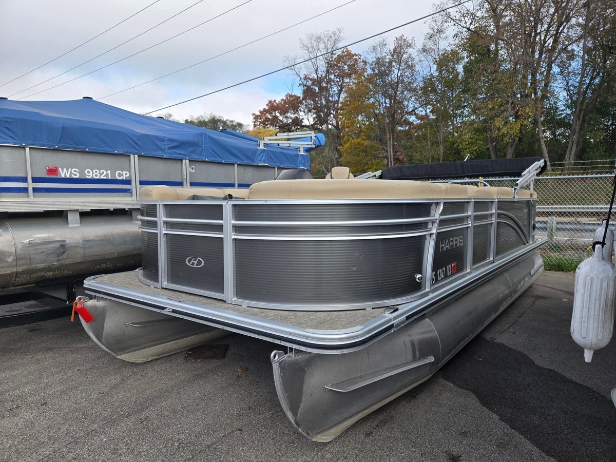 2019 Harris Cruiser 210 - Sold Boat