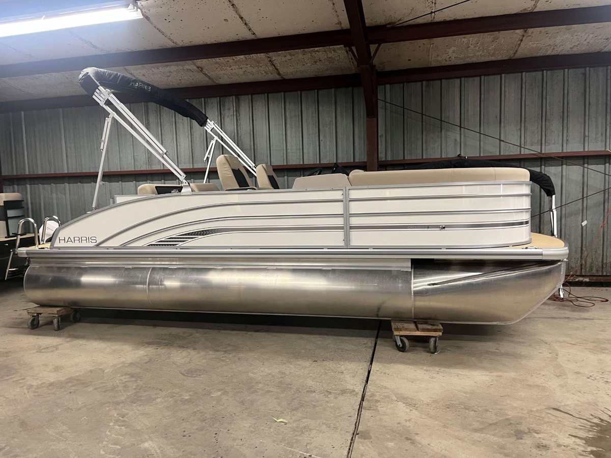 2025 Harris Cruiser 210 - Sold Boat