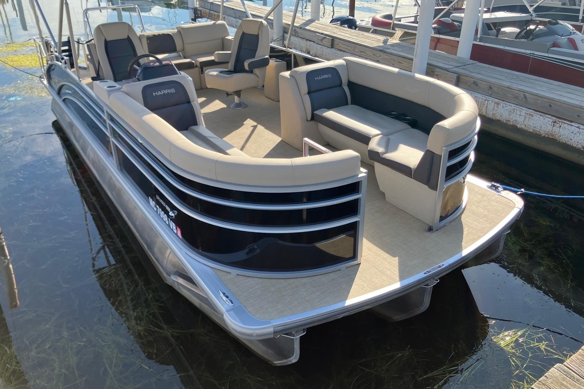 2025 Harris Cruiser 230 - Sold Boat