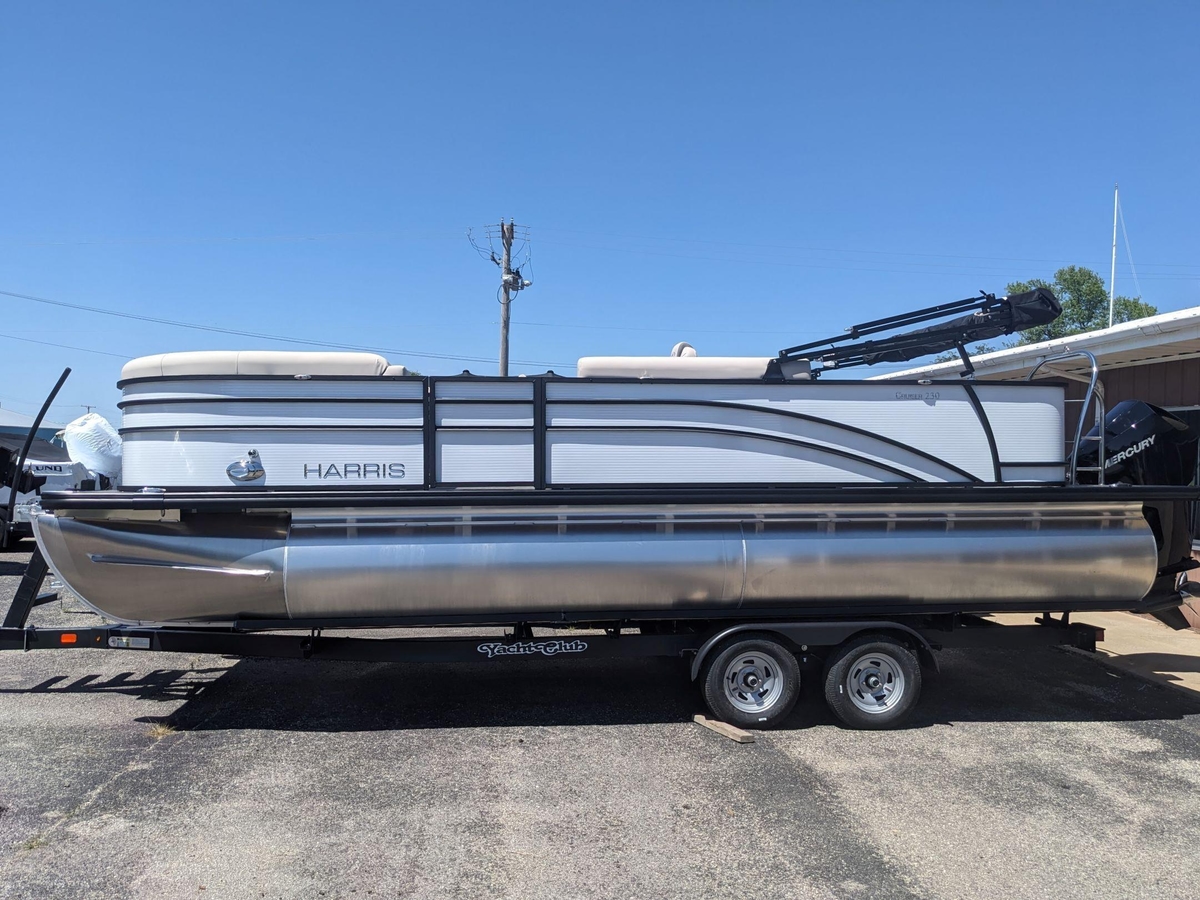 2023 Harris Cruiser 230 Fish & Cruise - Sold Boat