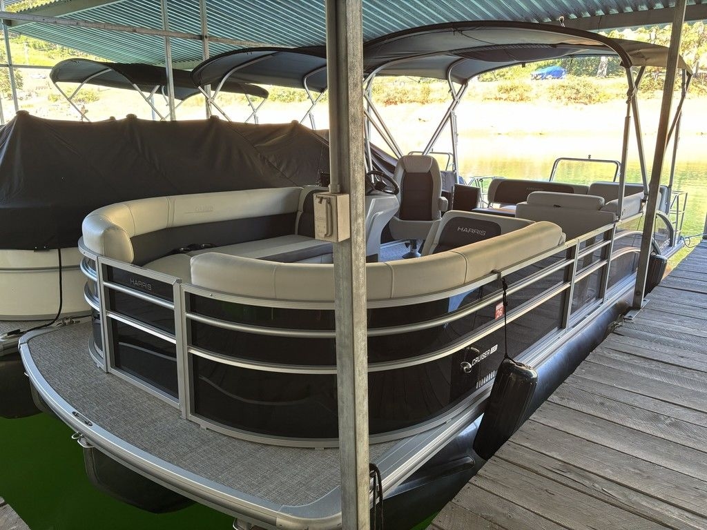 2025 Harris Cruiser 230 SL - Sold Boat