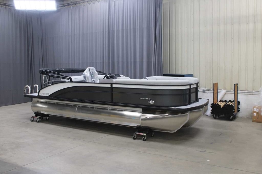 2026 Harris Cruiser 230 SL 325 - Sold Boat
