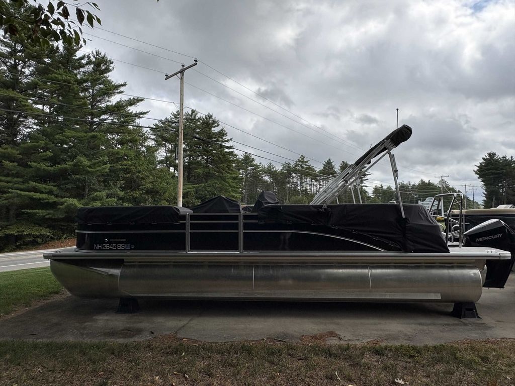 2024 Harris Cruiser 250 - Sold Boat