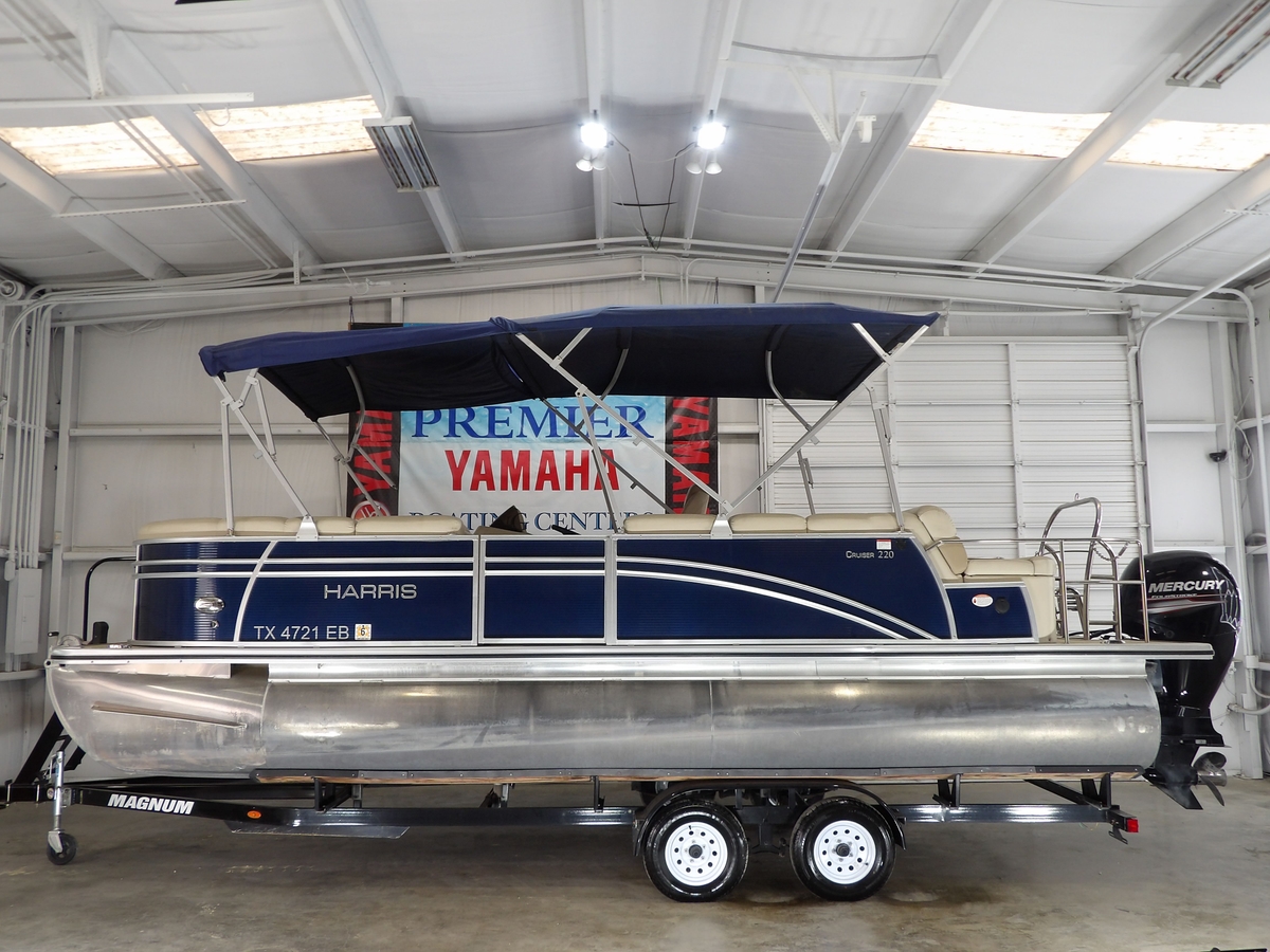 2018 Harris CRUISER X220 - Sold Boat