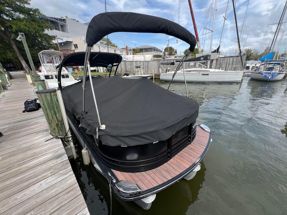 2015 Harris FloteBote Grand Mariner SL 250 - Sold Boat