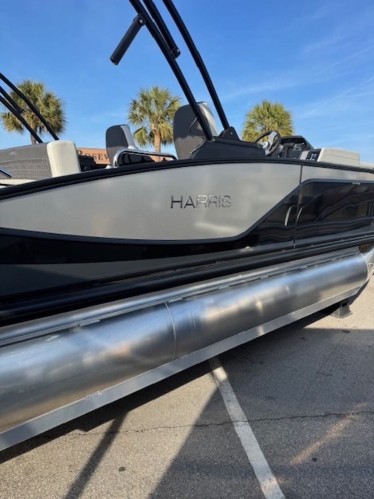 2026 Harris Sunliner 210 SLDH - Sold Boat