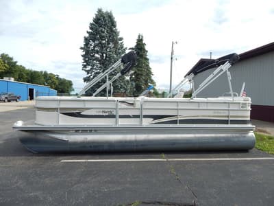 BOATZON | Harris Sunliner 220 2008