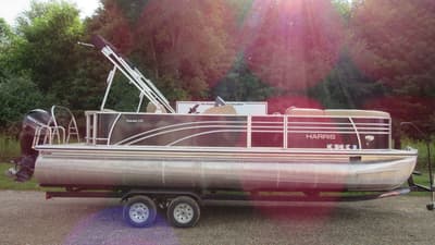 BOATZON | Harris Sunliner 240 325 2018 BOATZON | Harris Sunliner 240 325 2018