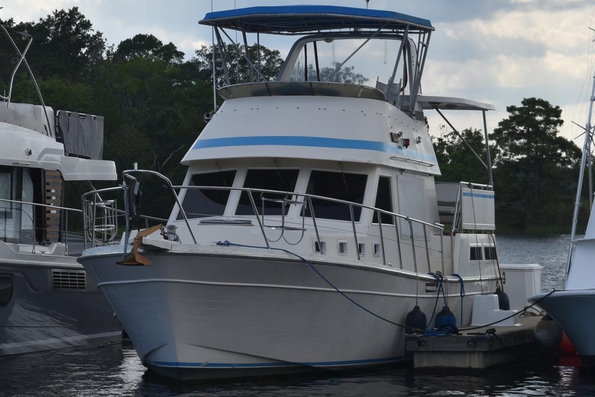 1987 Hartman-Palmer Offshore 38 Sundeck - Sold Boat