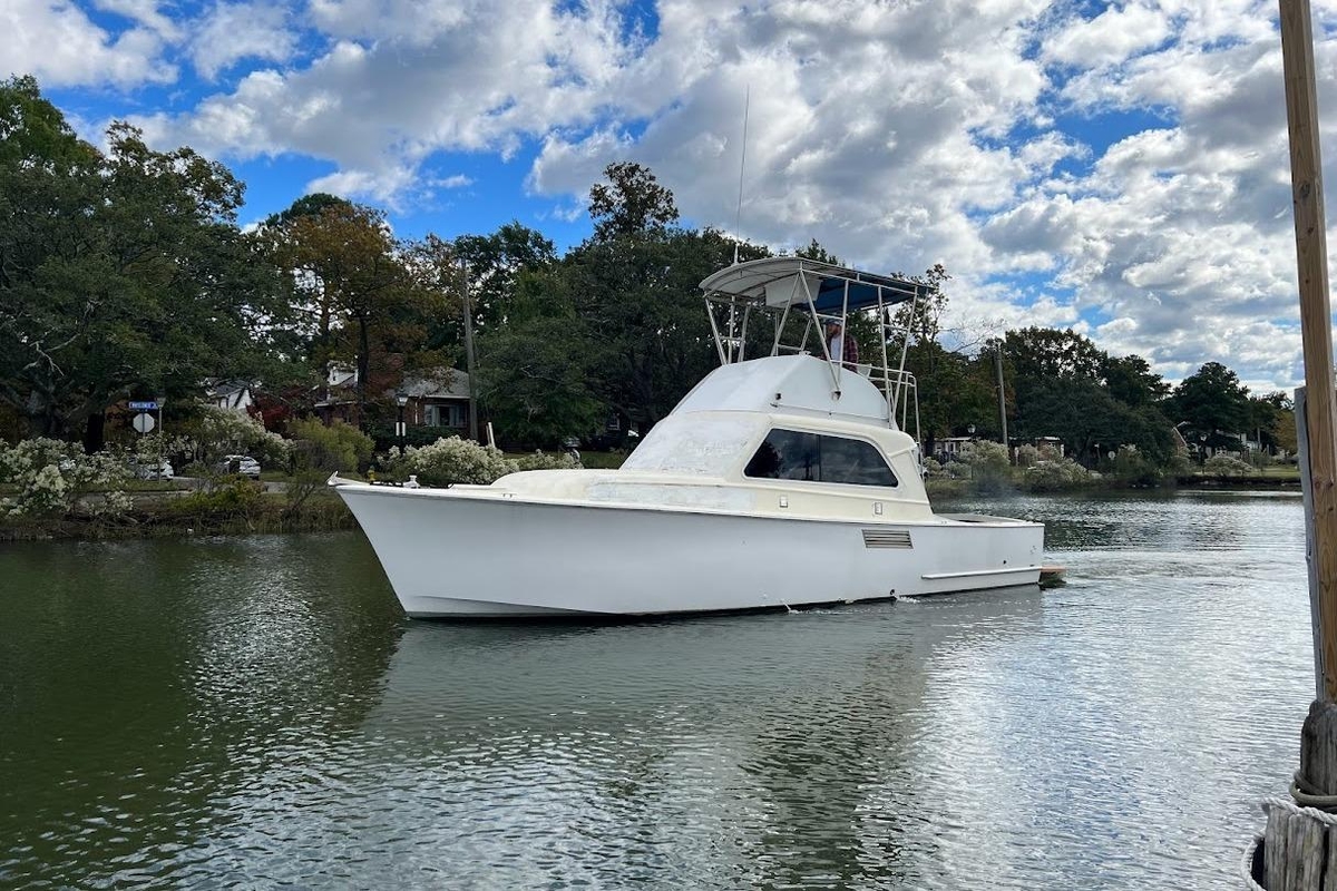 1963 Hatteras 36 Convertible - Sold Boat