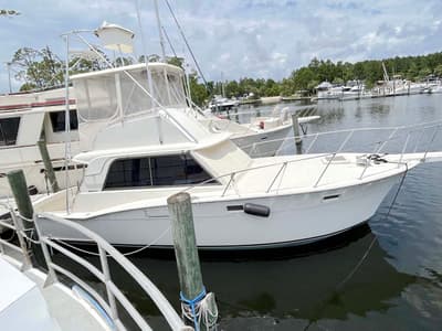 BOATZON | Hatteras 36 Convertible 1975