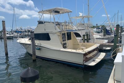 BOATZON | Hatteras 36 Convertible 1985