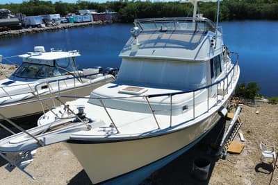 BOATZON | Hatteras 42 Long Range Cruiser 1976