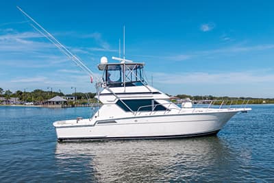 BOATZON | Hatteras 43 Convertible 1995