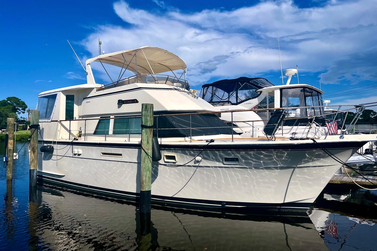 1988 Hatteras 43 Motor Yacht - Sold Boat