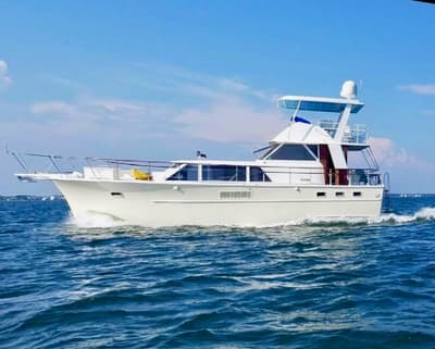 BOATZON | Hatteras 44 Tri Cabin 1972