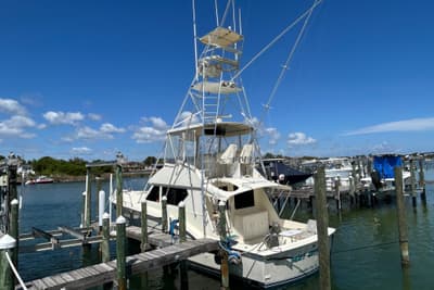 BOATZON | Hatteras 45 Convertible 1989