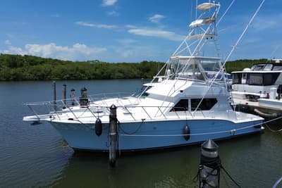 BOATZON | Hatteras 45 Express Sportfish 1990