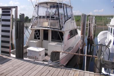 BOATZON | Hatteras 46 Convertible 1982