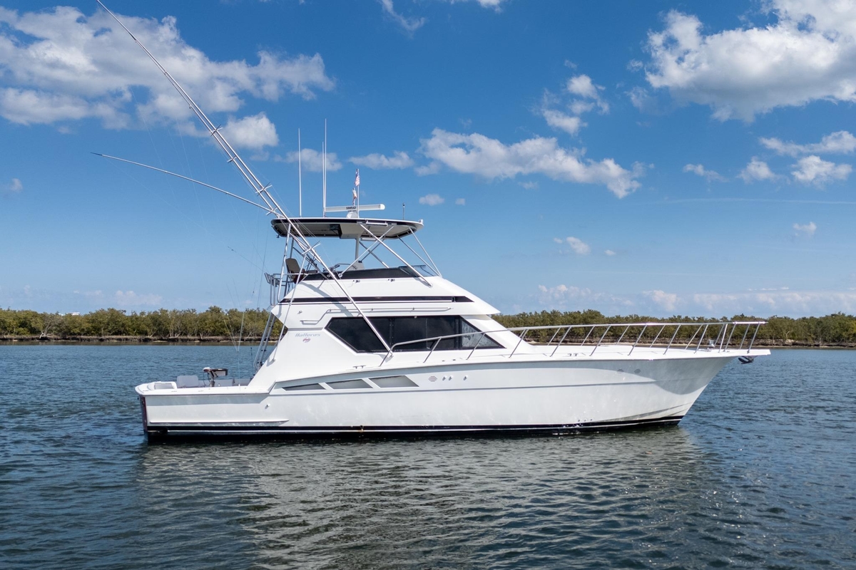 1995 Hatteras 50 Convertible - Sold Boat