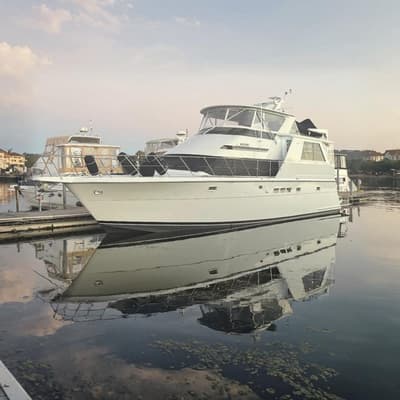 BOATZON | Hatteras 52 Sport Deck Motor Yacht 1998