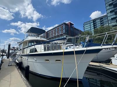 BOATZON | Hatteras 53 Extended Deck 1985