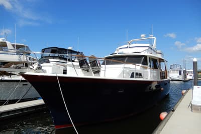 BOATZON | Hatteras 53 Motor Yacht 1974