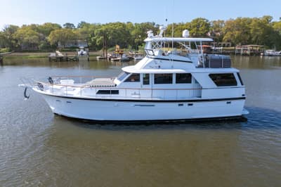 BOATZON | Hatteras 53 Motor Yacht 1980