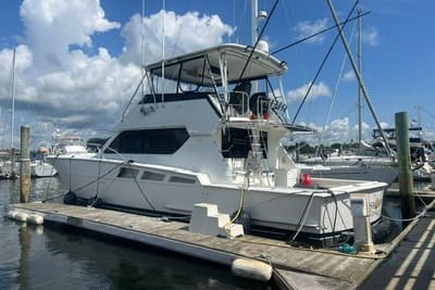 BOATZON | Hatteras 54 Convertible 1994