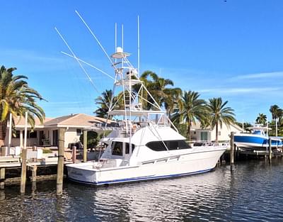 BOATZON | Hatteras 55 Convertible 2001 BOATZON | Hatteras 55 Convertible 2001